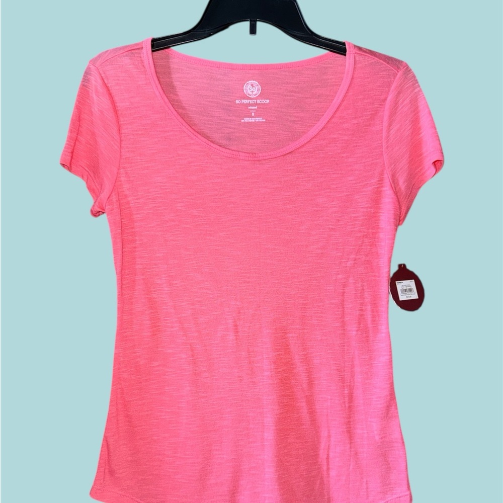 Kohl's Bright Pink Short Sleeve Tee